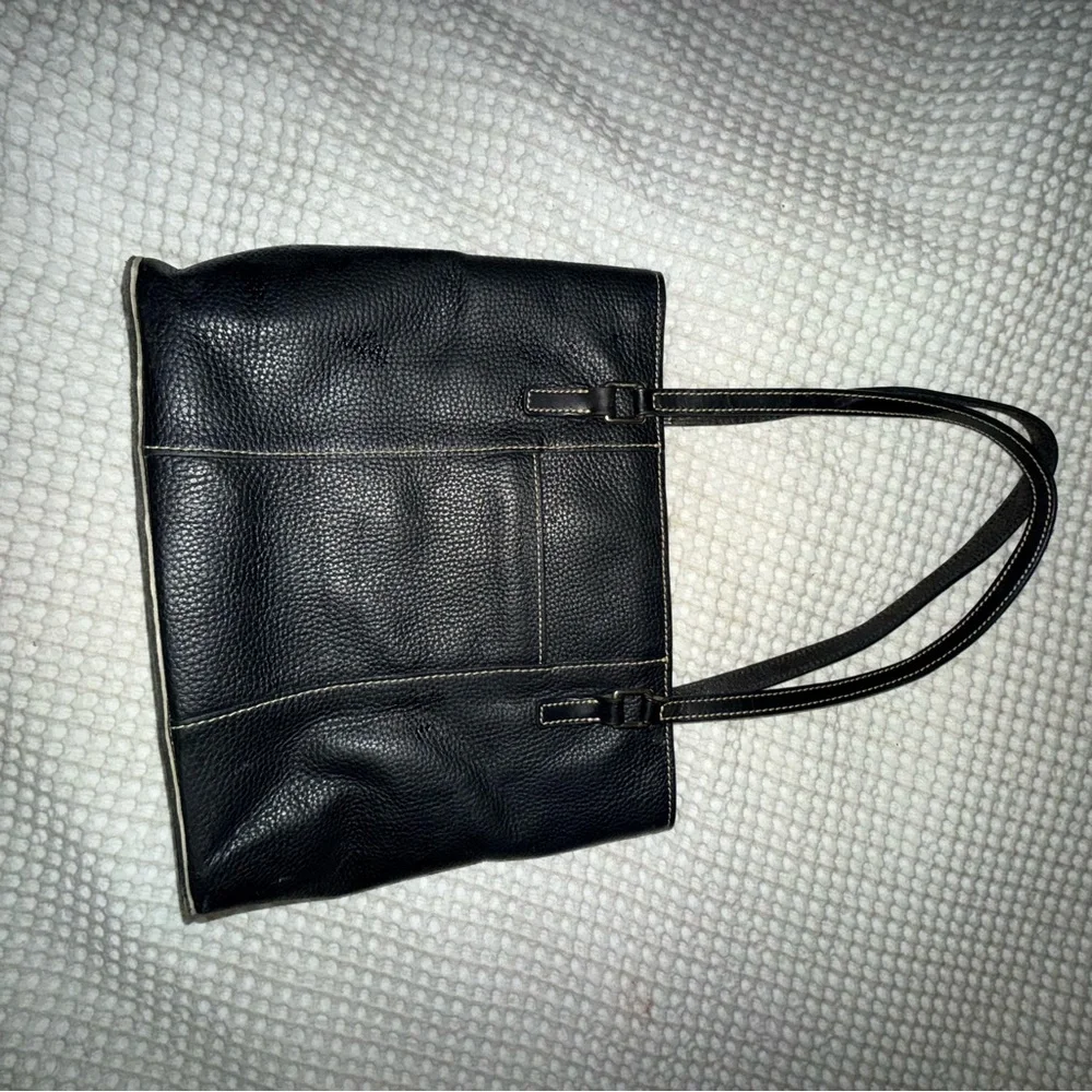 Dooney & Bourke Leather Tote Bag - Picture 2 of 7